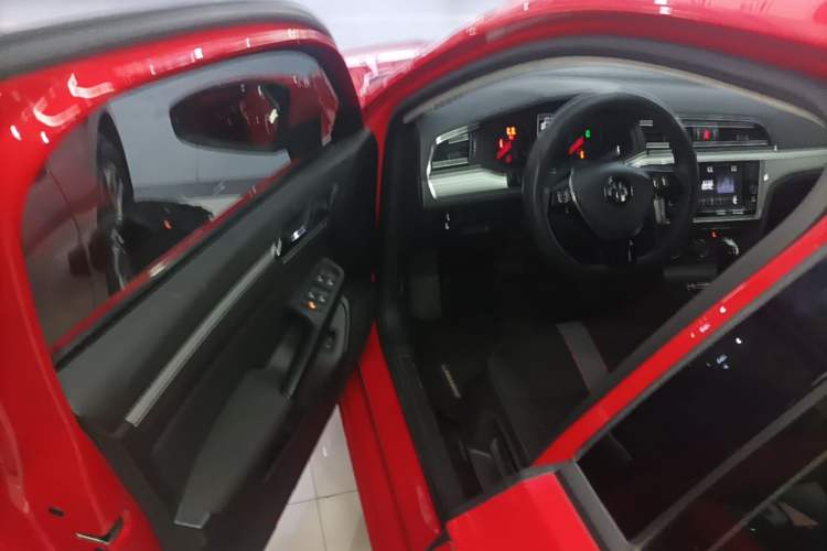 Used Volkswagen Lamando 2019 230TSI DSG Fashion Edition China V Standard Driver Seat