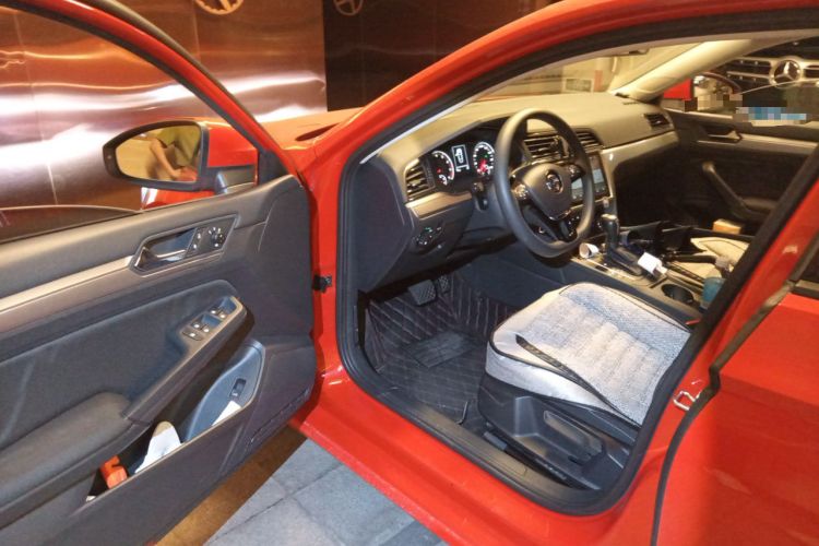 Used Volkswagen Lamando 2019 230TSI DSG Fashion Edition China V Standard Driver Seat