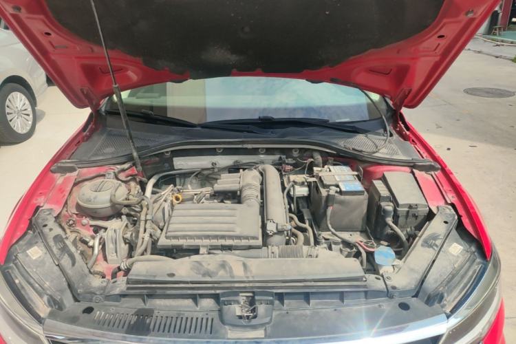 Used Volkswagen Lamando 2019 280TSI DSG Comfort Edition China V Standard Engine Bay