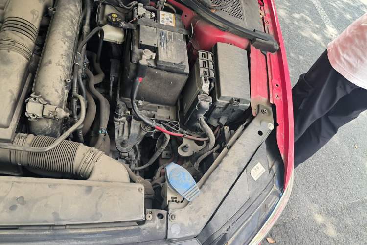 Used Volkswagen Lamando 2019 280TSI DSG Comfort Edition China VI standard Engine Bay Left
