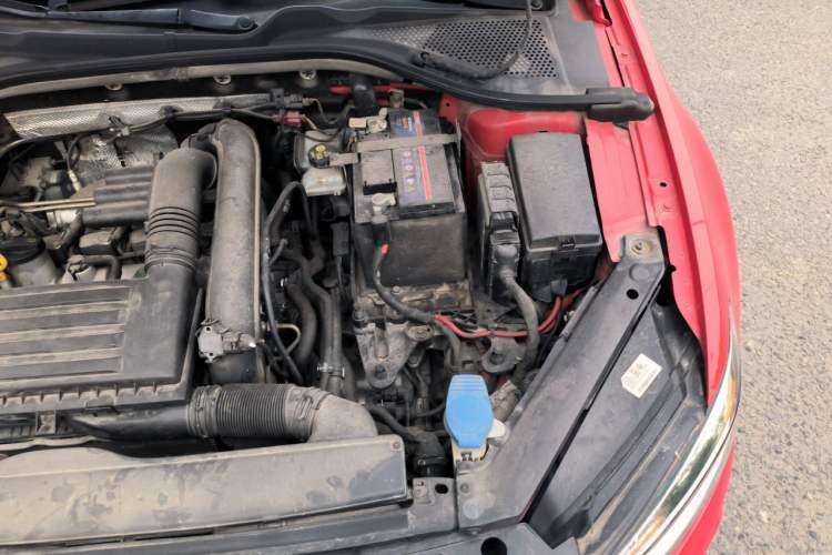 Used Volkswagen Lamando 2019 230TSI DSG Fashion Edition China V Standard Engine Bay Left