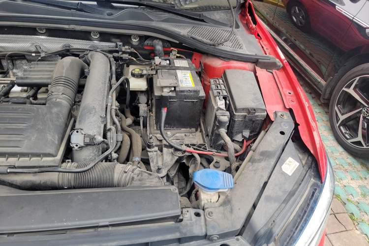 Used Volkswagen Lamando 2019 230TSI DSG Vision Edition China VI Standard Engine Bay Left