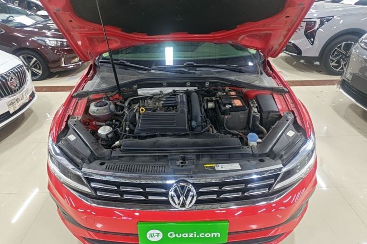 Used Volkswagen Lamando 2019 280TSI DSG Comfort Edition China VI standard Engine Bay
