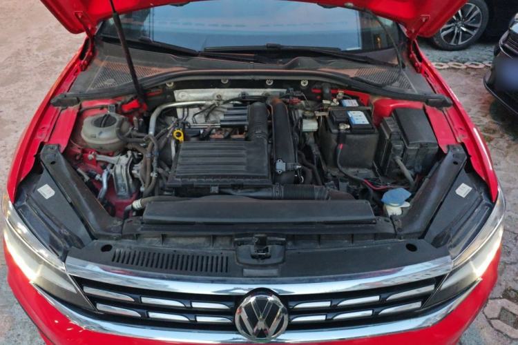 Used Volkswagen Lamando 2019 230TSI DSG Fashion Edition China V Standard Engine Bay