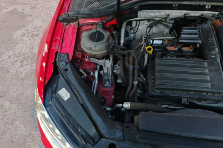 Used Volkswagen Lamando 2019 230TSI DSG Fashion Edition China V Standard Engine Bay Right