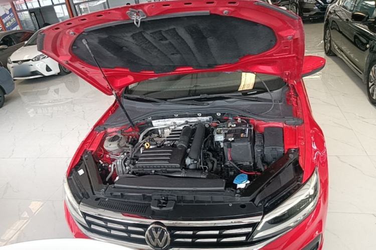 Used Volkswagen Lamando 2019 280TSI DSG Comfort Edition China V Standard Engine Bay