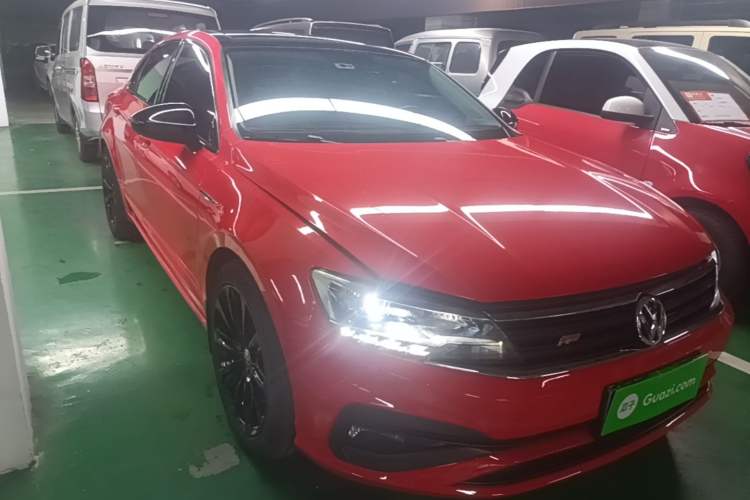 Used Volkswagen Lamando 2019 230TSI DSG Fashion Edition China VI Front Right 45 Deg
