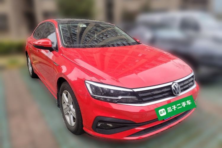 Used Volkswagen Lamando 2019 230TSI DSG Vision Edition China VI Standard Front Right 45 Deg