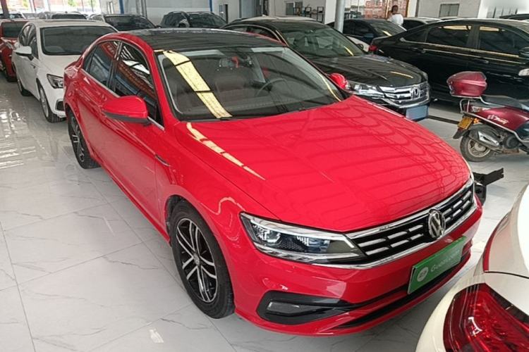 Used Volkswagen Lamando 2019 280TSI DSG Comfort Edition China V Standard Front Right 45 Deg