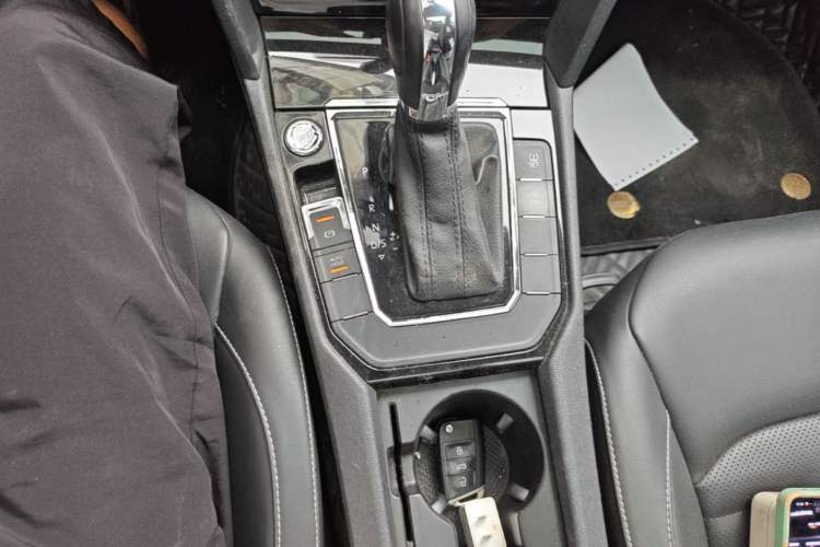 Used Volkswagen Lamando 2019 280TSI DSG Comfort Edition China VI standard Gear Lever