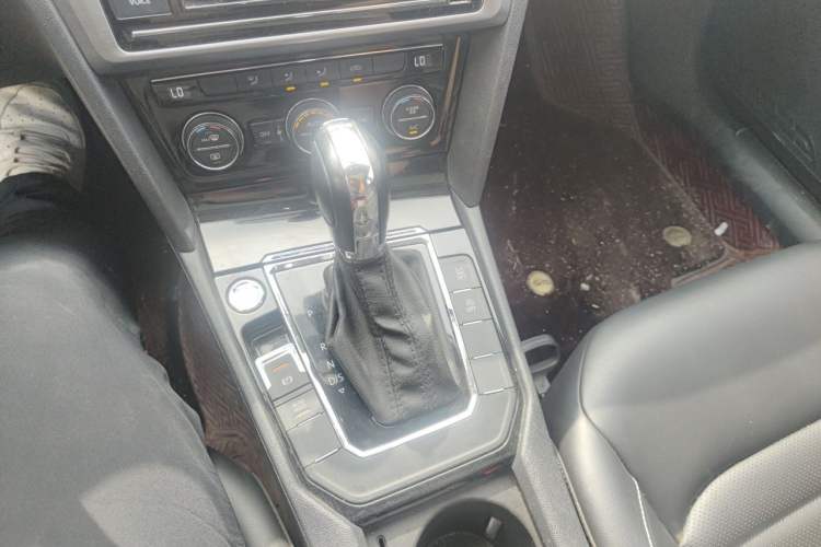 Used Volkswagen Lamando 2019 280TSI DSG Comfort Edition China V Standard Gear Lever