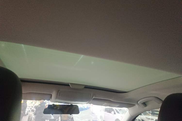 Used Volkswagen Lamando 2019 230TSI DSG Fashion Edition China VI Headliner