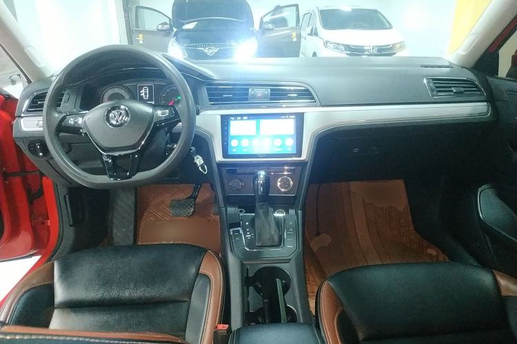 Used Volkswagen Lamando 2019 230TSI DSG Fashion Edition China V Standard Interior 2