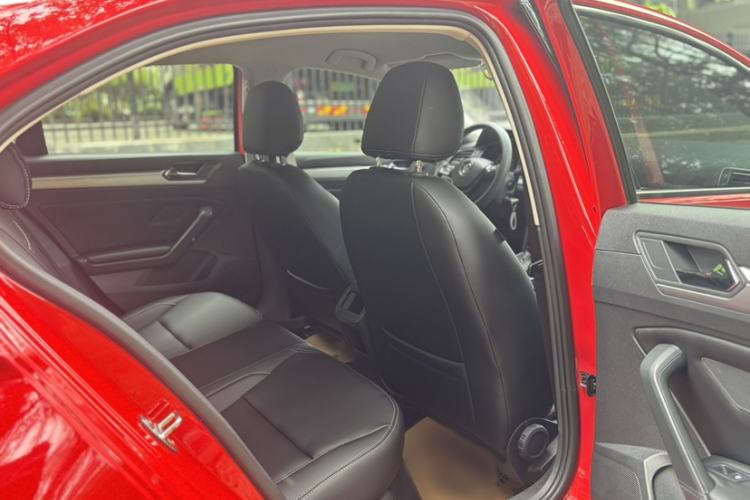 Used Volkswagen Lamando 2019 230TSI DSG Fashion Edition China V Standard Interior 6