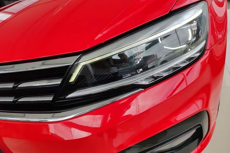 Used Volkswagen Lamando 2019 280TSI DSG Comfort Edition China VI standard Left Front Headlight
