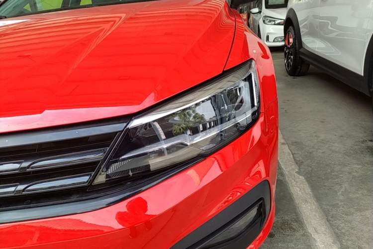 Used Volkswagen Lamando 2019 230TSI DSG Fashion Edition China V Standard Left Front Headlight
