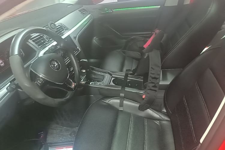 Used Volkswagen Lamando 2019 230TSI DSG Fashion Edition China VI Left Front Seat