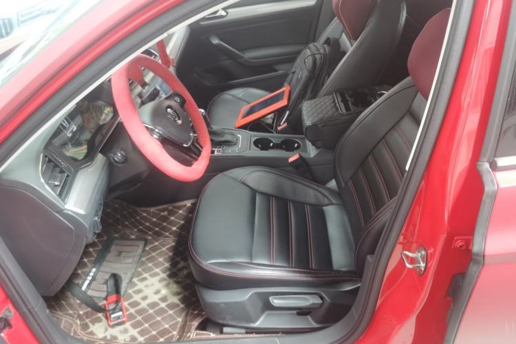 Used Volkswagen Lamando 2019 230TSI DSG Fashion Edition China V Standard Left Front Seat