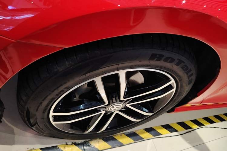 Used Volkswagen Lamando 2019 280TSI DSG Comfort Edition China VI standard Left Front Wheel Hub