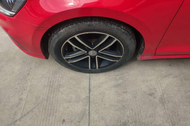 Used Volkswagen Lamando 2019 280TSI DSG Comfort Edition China V Standard Left Front Wheel Hub