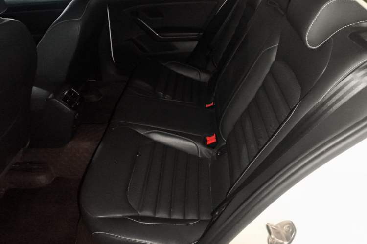Used Volkswagen Lamando 2019 280TSI DSG Comfort Edition China VI standard Left Rear Seat