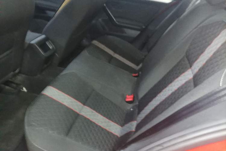 Used Volkswagen Lamando 2019 230TSI DSG Fashion Edition China V Standard Left Rear Seat
