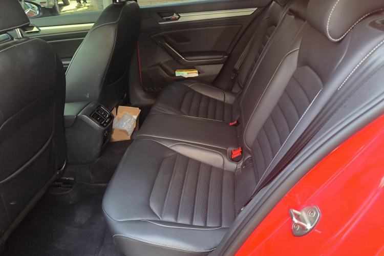 Used Volkswagen Lamando 2019 280TSI DSG Comfort Edition China VI standard Left Rear Seat