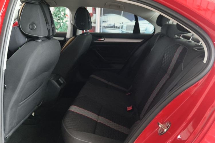 Used Volkswagen Lamando 2019 230TSI DSG Fashion Edition China V Standard Left Rear Seat