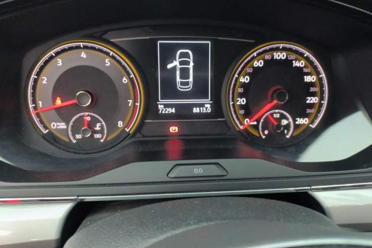 Used Volkswagen Lamando 2019 230TSI DSG Fashion Edition China V Standard Odometer Close Up