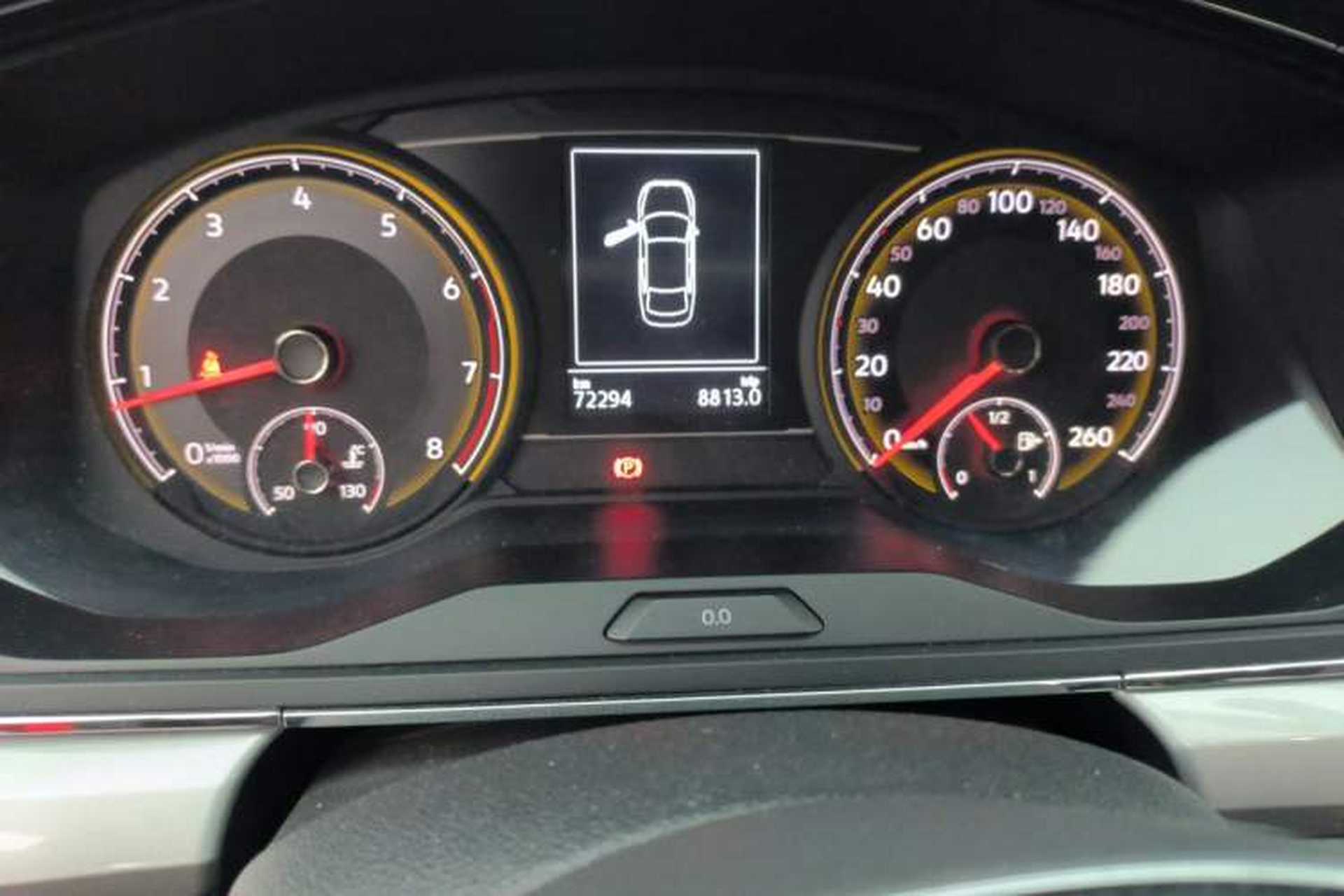Used Volkswagen Lamando 2019 230TSI DSG Fashion Edition China V Standard Odometer Close Up