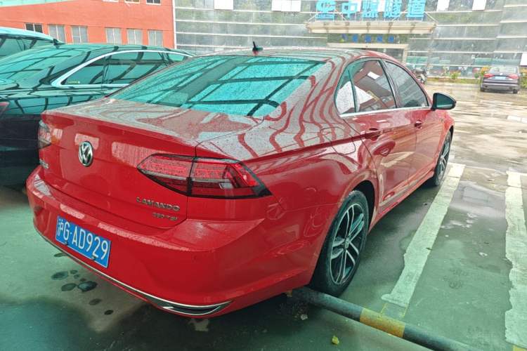 Used Volkswagen Lamando 2019 280TSI DSG Comfort Edition China V Standard Rear Right 45 Deg