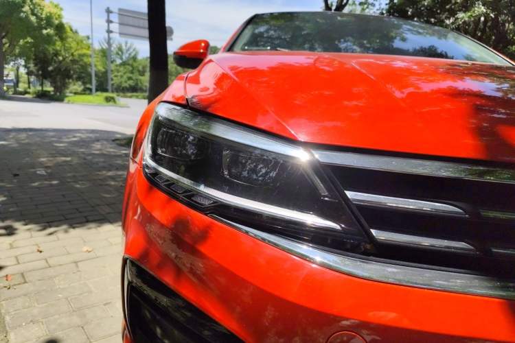 Used Volkswagen Lamando 2019 280TSI DSG Comfort Edition China VI standard Right Front Headlight