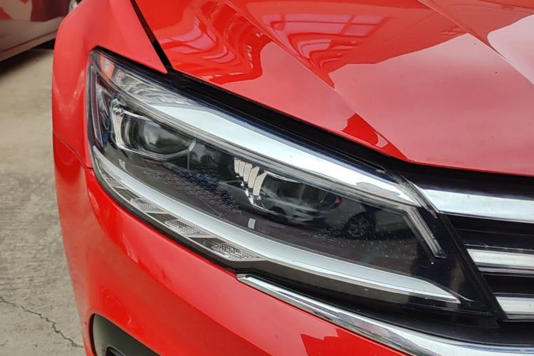 Used Volkswagen Lamando 2019 280TSI DSG Comfort Edition China V Standard Right Front Headlight