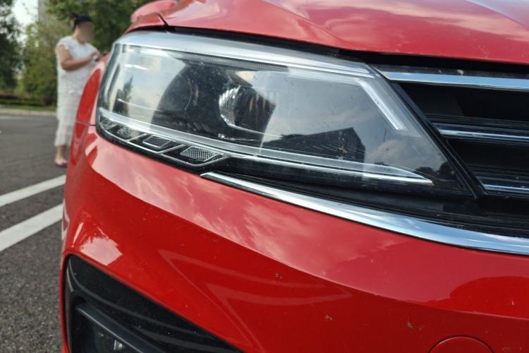Used Volkswagen Lamando 2019 280TSI DSG Comfort Edition China VI standard Right Front Headlight