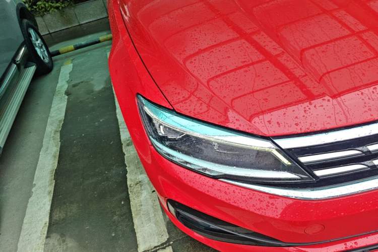 Used Volkswagen Lamando 2019 280TSI DSG Comfort Edition China V Standard Right Front Headlight
