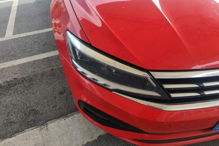 Used Volkswagen Lamando 2019 280TSI DSG Comfort Edition China V Standard Right Front Headlight