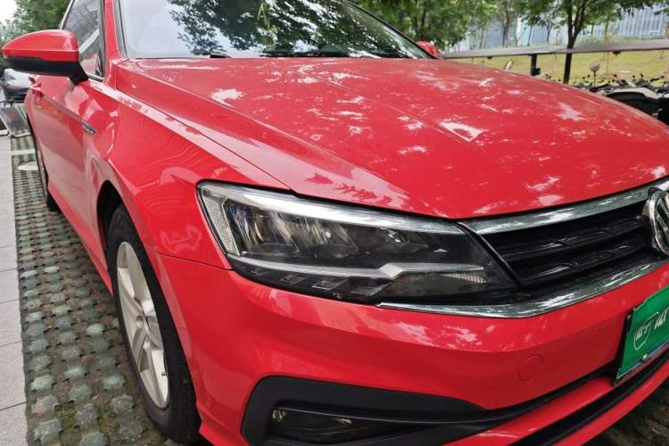 Used Volkswagen Lamando 2019 230TSI DSG Fashion Edition China V Standard Right Front Headlight