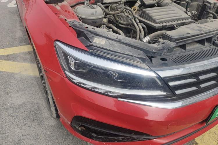 Used Volkswagen Lamando 2019 280TSI DSG Comfort Edition China V Standard Right Front Headlight