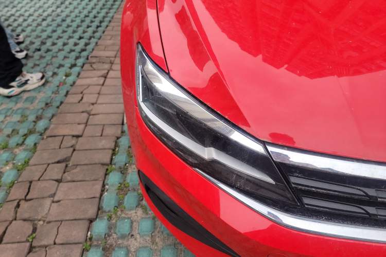 Used Volkswagen Lamando 2019 230TSI DSG Vision Edition China VI Standard Right Front Headlight