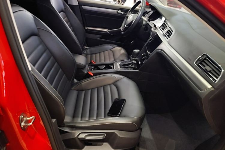 Used Volkswagen Lamando 2019 280TSI DSG Comfort Edition China VI standard Right Front Seat