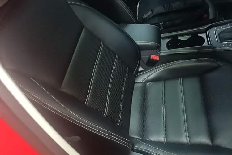 Used Volkswagen Lamando 2019 230TSI DSG Fashion Edition China VI Right Front Seat