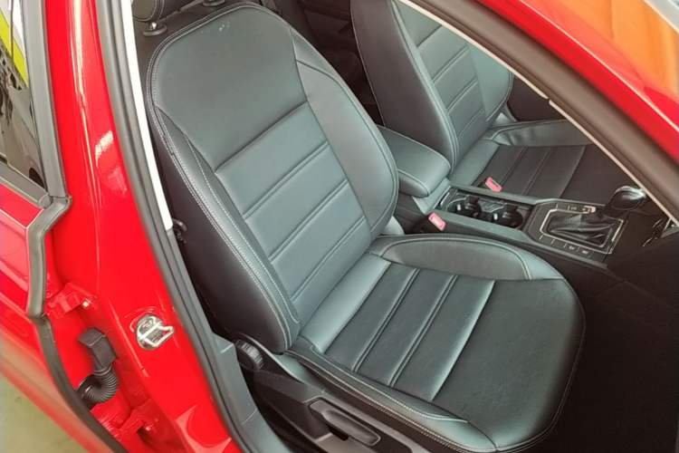 Used Volkswagen Lamando 2019 230TSI DSG Fashion Edition China V Standard Right Front Seat
