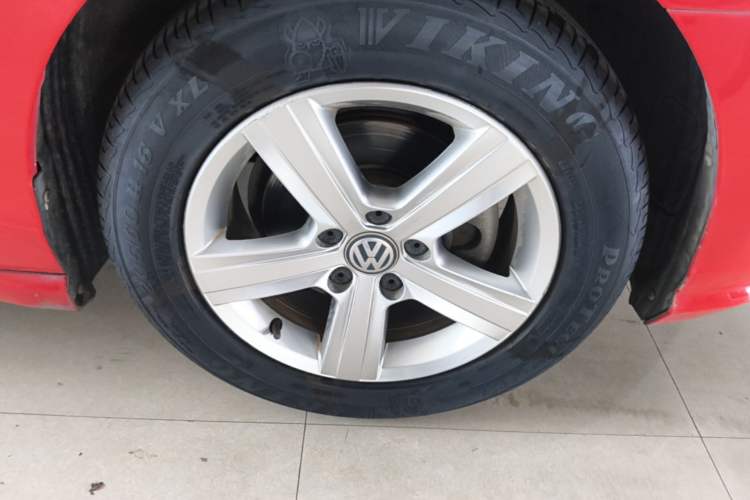 Used Volkswagen Lamando 2019 230TSI DSG Fashion Edition China V Standard Right Front Wheel Hub