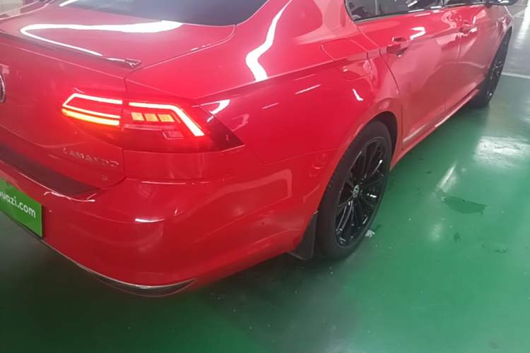 Used Volkswagen Lamando 2019 230TSI DSG Fashion Edition China VI Right Rear Taillight