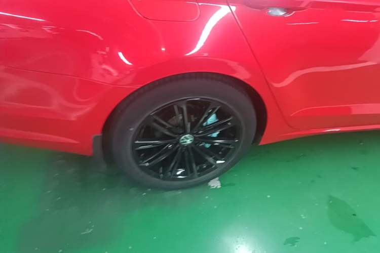 Used Volkswagen Lamando 2019 230TSI DSG Fashion Edition China VI Right Rear Wheel Hub