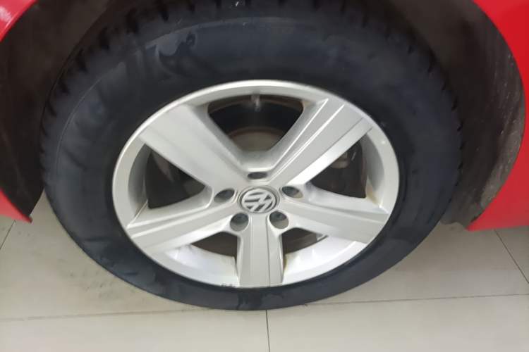 Used Volkswagen Lamando 2019 230TSI DSG Fashion Edition China V Standard Right Rear Wheel Hub