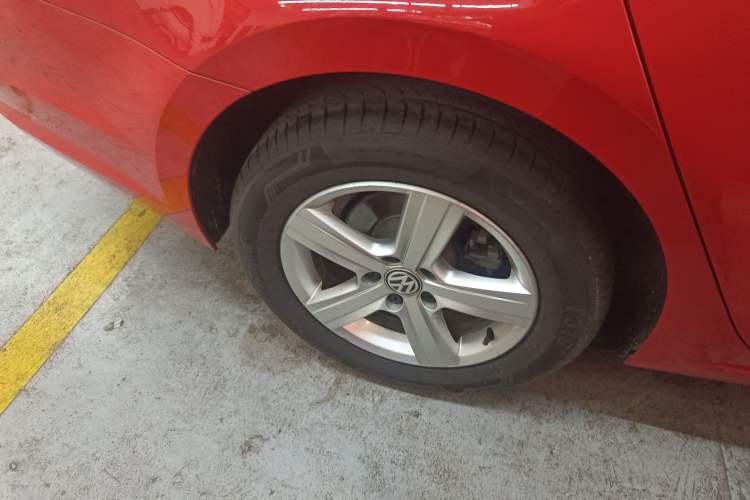 Used Volkswagen Lamando 2019 230TSI DSG Fashion Edition China VI Right Rear Wheel Hub