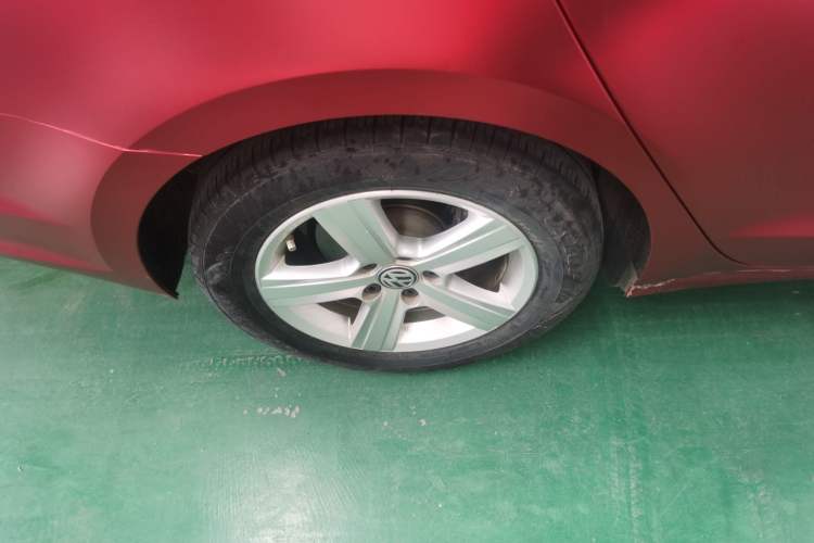 Used Volkswagen Lamando 2019 230TSI DSG Fashion Edition China V Standard Right Rear Wheel Hub
