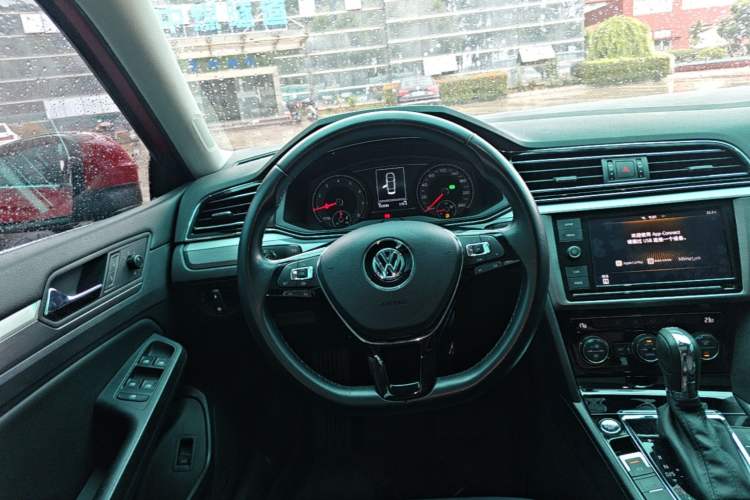 Used Volkswagen Lamando 2019 280TSI DSG Comfort Edition China V Standard Steering Wheel