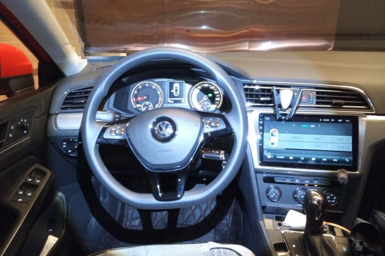 Used Volkswagen Lamando 2019 230TSI DSG Fashion Edition China V Standard Steering Wheel